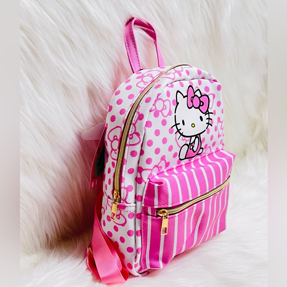 Hello‎ Kitty Mini Backpack - Picture 2 of 4